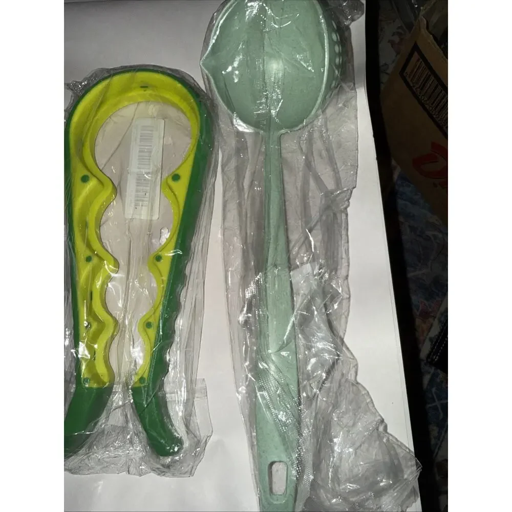 NWT Set Of Three Silicone Green Spatulas And A Jar/Bottle Opener With FREE Ladle
